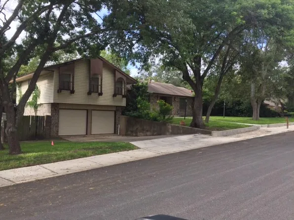5310 King George Dr, San Antonio, TX 78229