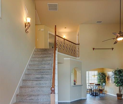 2nd image of 5612 Lawnsberry Dr