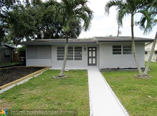6581 Roosevelt St, Hollywood, FL 33024
