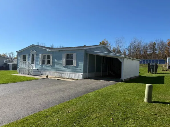 4 Leto Ln, Johnstown, NY 12095