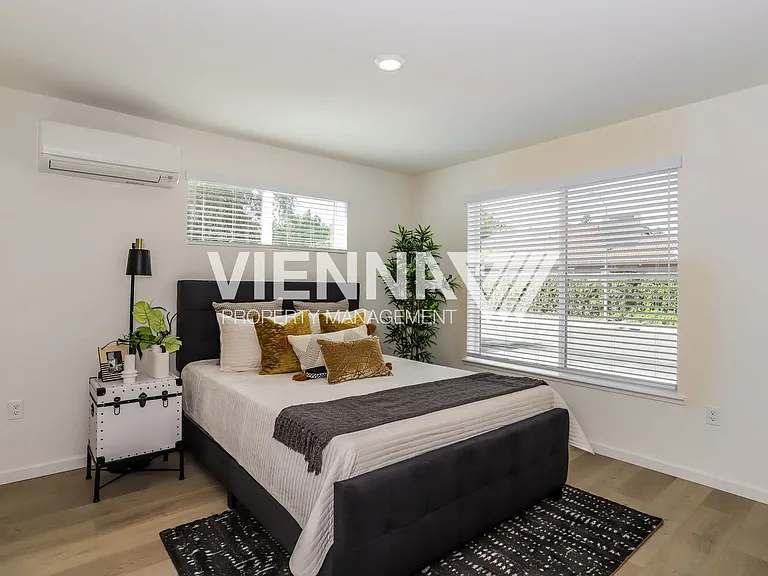 8100 Quiet Knolls Dr — Photo 10