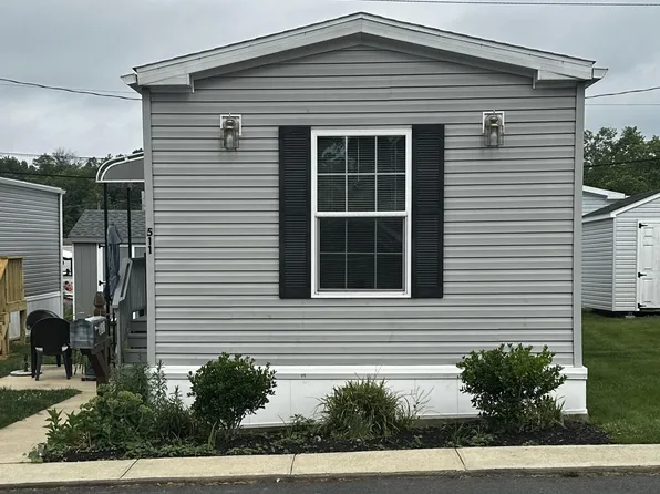 511 Canter Rd, Wilmington, DE 19810