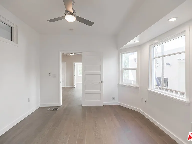 31 Breeze Ave #A — Photo 19