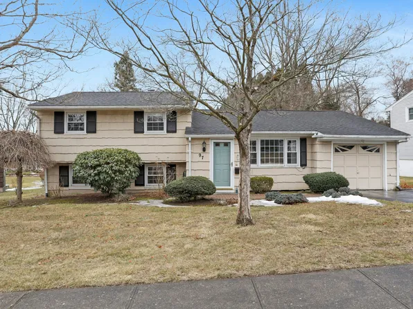 97 Pepperidge Circle, Fairfield, CT 06824