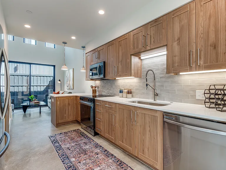 4918 Bryan St #102 — Photo 5
