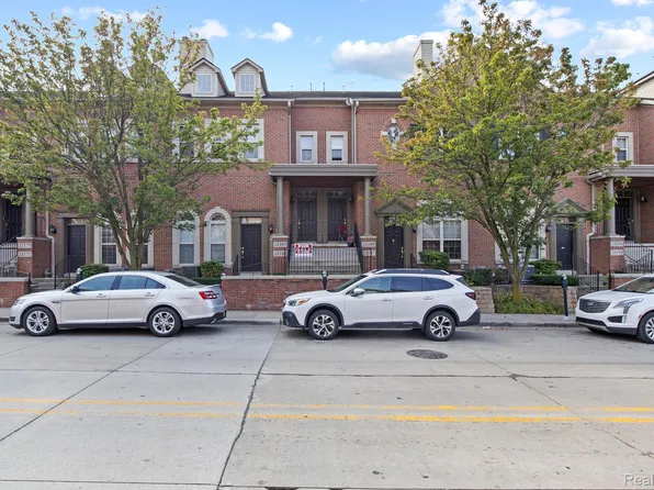 22185 W Village Dr, Dearborn, MI 48124