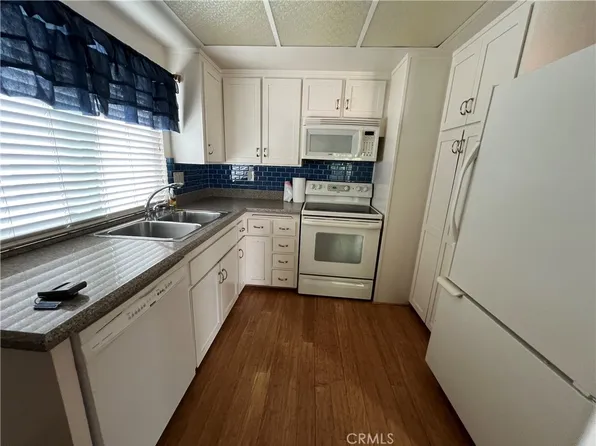 1434 Royal Oaks Dr, Duarte, CA 91010