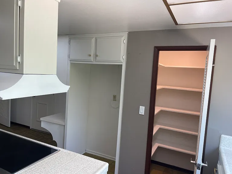 6052 Pat Ave — Photo 59