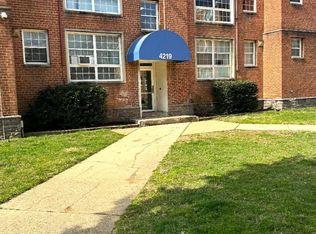4219 1st St SE #1, Washington, DC 20032