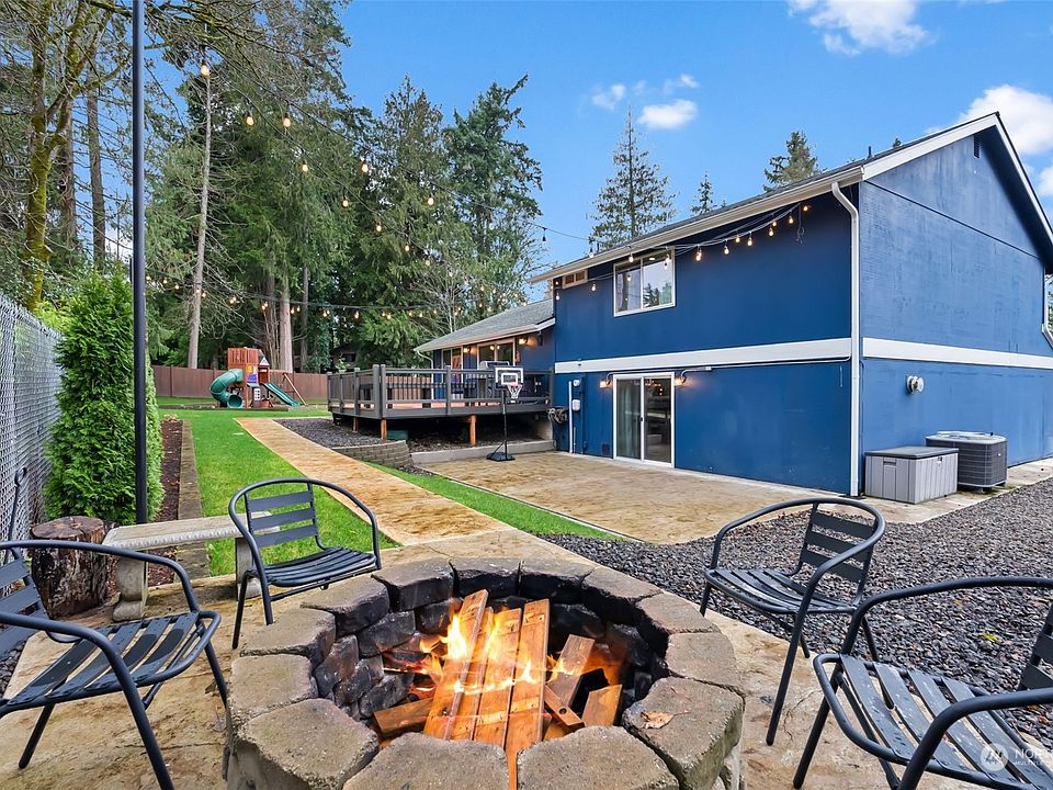 1st image of 3643 NE Hyak Way