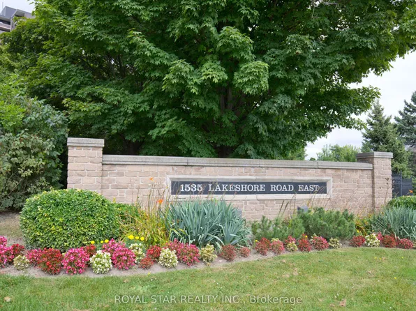 1535 Lakeshore Rd E #1607, Mississauga, ON L5E 3E2
