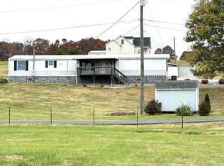 1039 Mullins Rd, Whitesburg, TN 37891