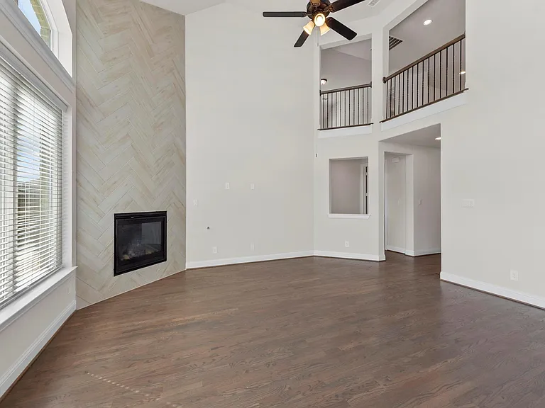 15628 Yarberry Dr — Photo 17
