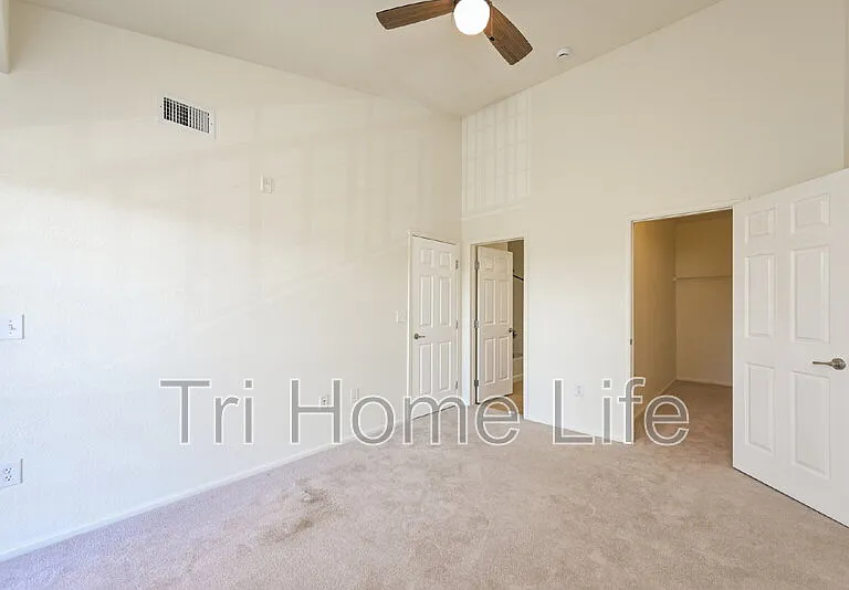 17209 Wilde Ave #303 — Photo 14