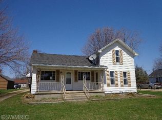 407 E 1st St, Ovid, MI 48866