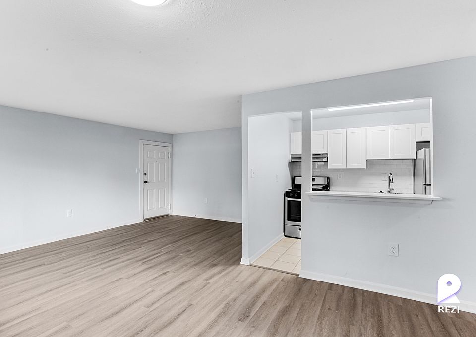 1st image of 6533 Hil Mar Dr