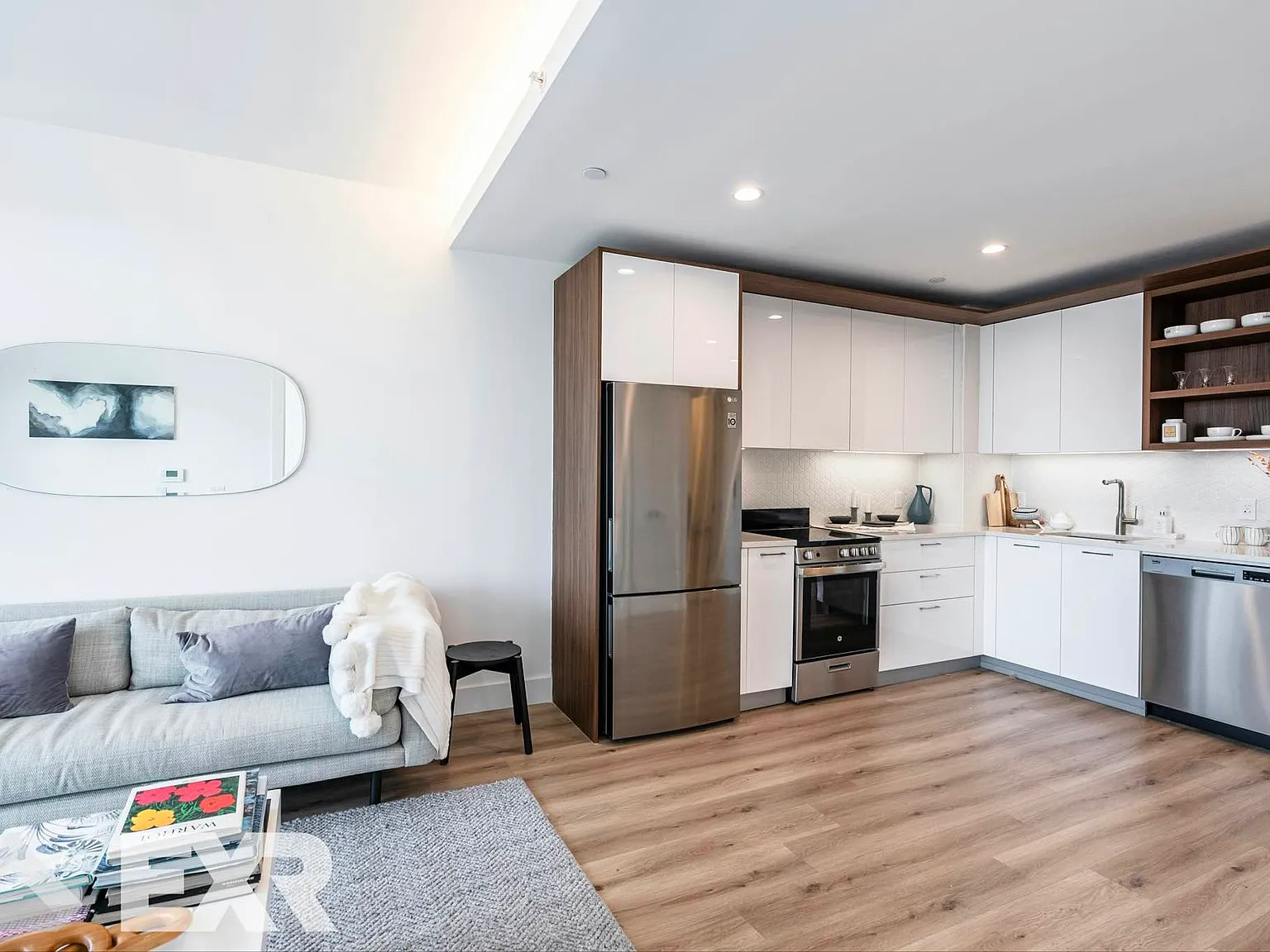 228 East 135th Street — Photo 3