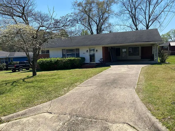 2411 13th Pl, Phenix City, AL 36867