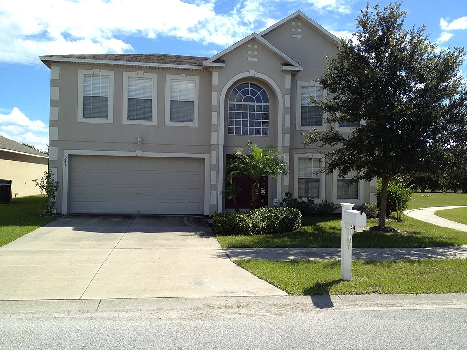1st image of 1241 Myopia Hunt Club Dr