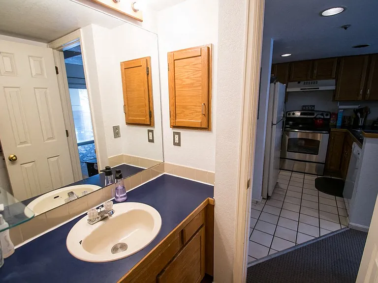 935 Broadway St. #203 — Photo 13