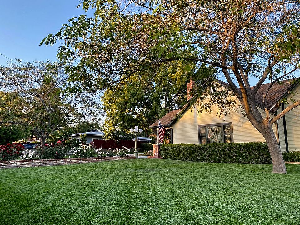 1st image of 33569 Washington Dr