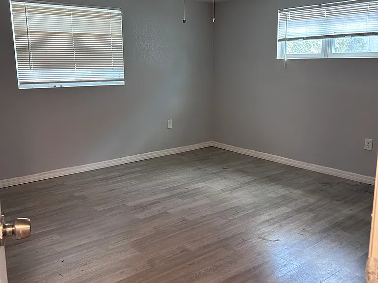 7715 Topay Ln — Photo 6