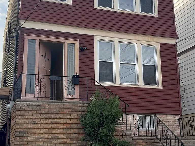 654 Liberty Ave #2 — Photo 1