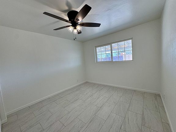 5th image of 2039 S 11th Ave