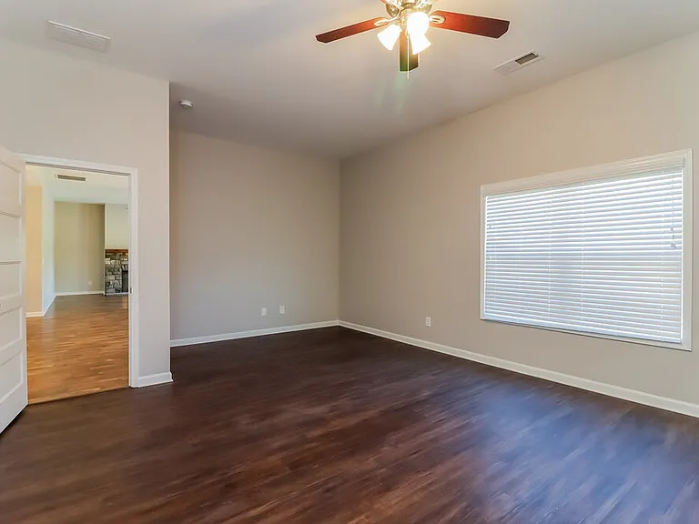 356 Webster Lake Dr — Photo 9