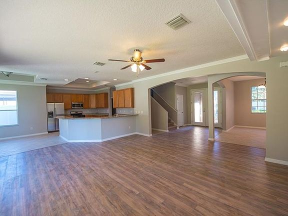 2nd image of 1426 Hurley Pond Ln