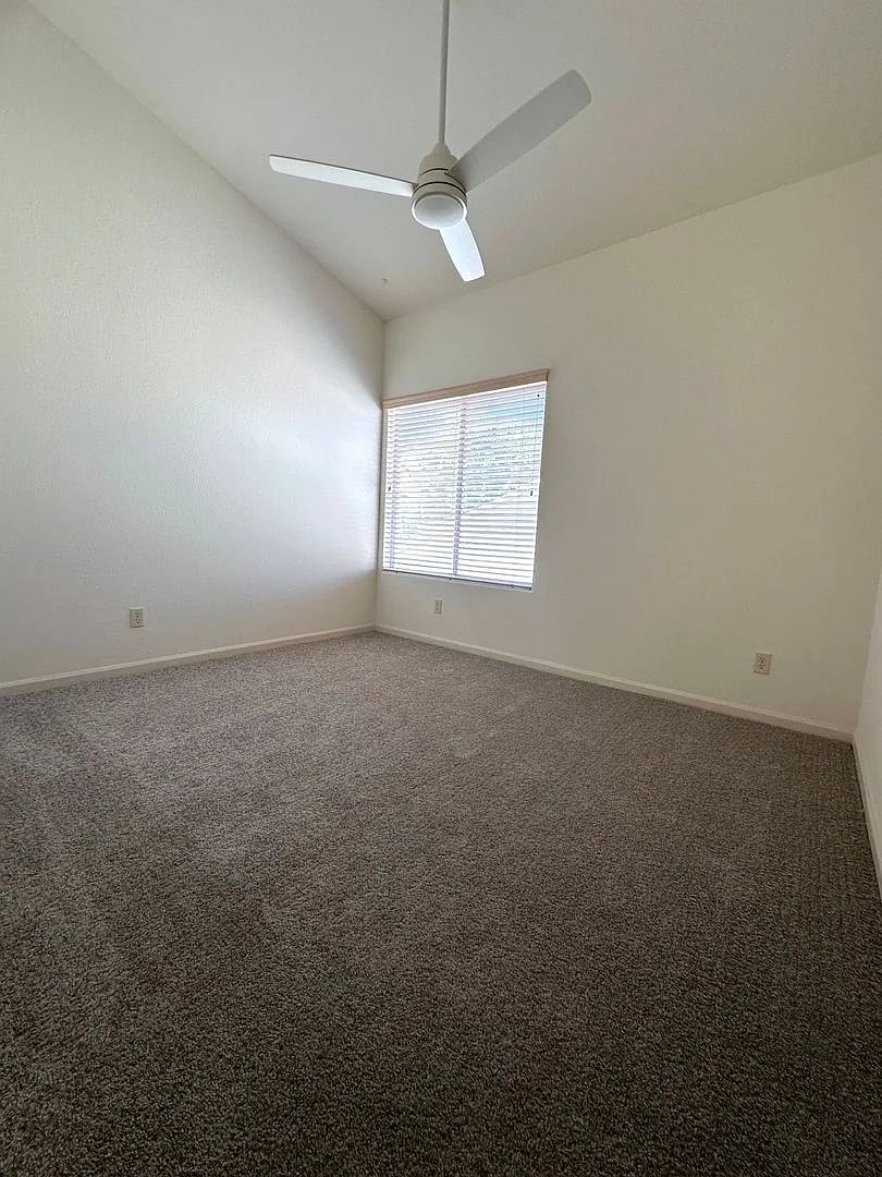 Gorgeous 5 Bed Home in Ahwatukee Foothills! — Photo 4