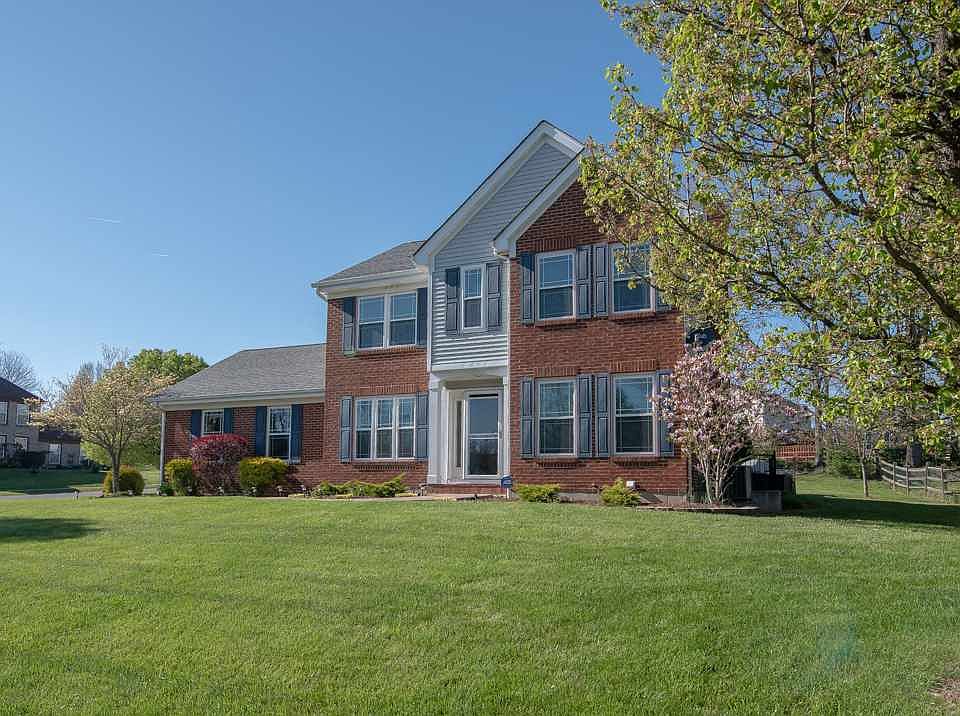 1st image of 10238 Ash Creek Dr