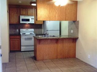 2236 Peach Ave APT 1, Clovis, CA 93612