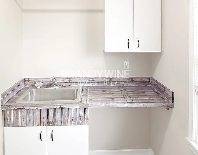 105 Sumac St — Photo 23