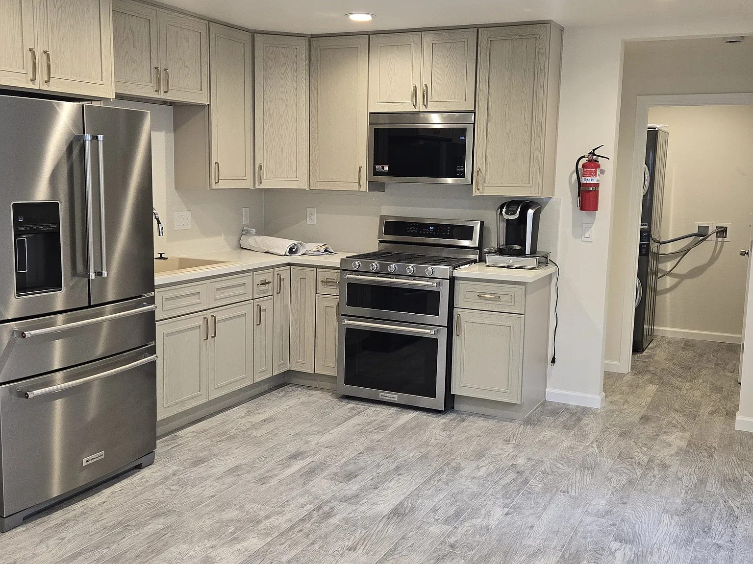 1 bed, 650 sqft, $2,000 — Photo 3