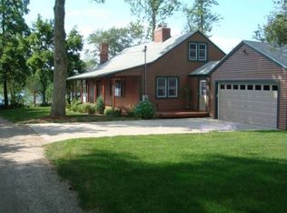 17 Davis Cir, Sutton, MA 01590