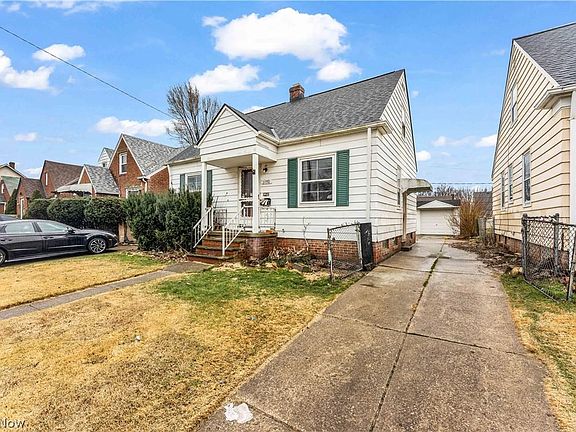 2nd image of 21770 Tracy Ave