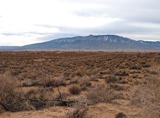 2611 Pendragon St, Rio Rancho, NM 87144