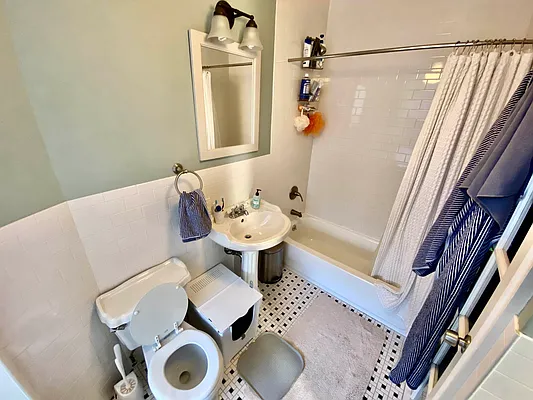 Rented by Stipple Inc. | media 11