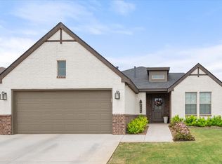 2306 105th St, Lubbock, TX 79423