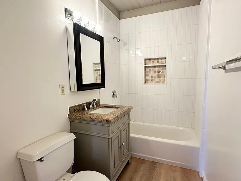 2100 Red Rose Way #26-T — Photo 9