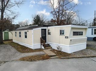 4 Lane #3, Coventry, RI 02816