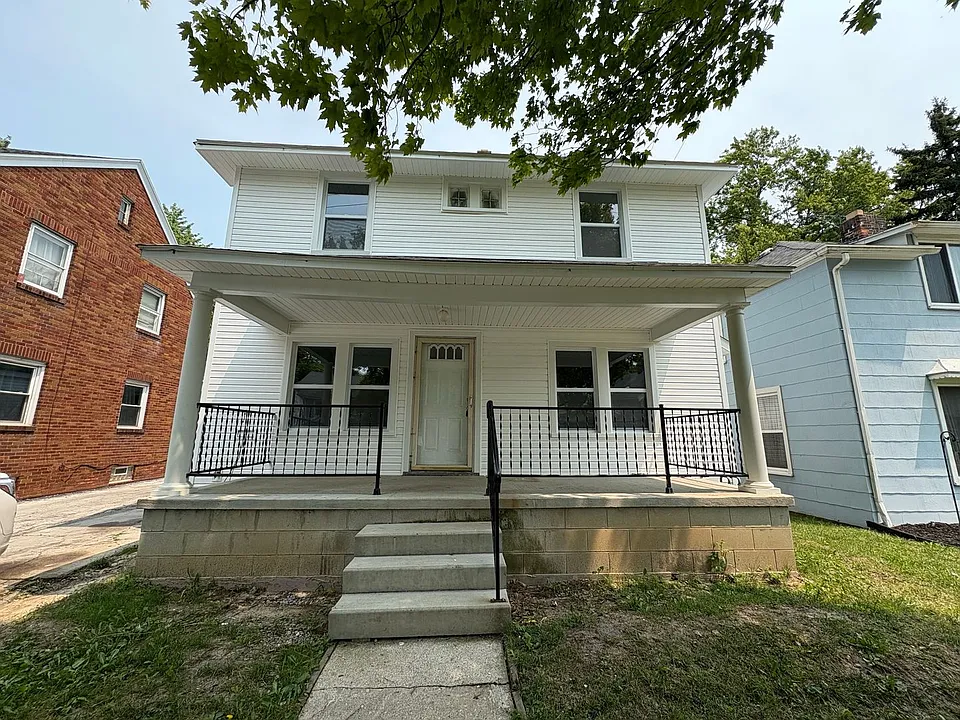 4224 Fairview Dr