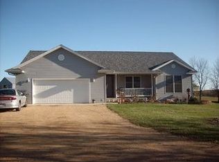 628 170th St, Star Prairie, WI 54020