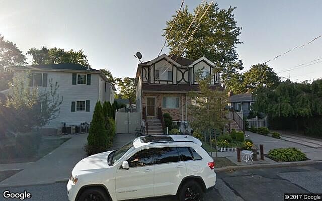 1st image of 425 Tarrytown Ave