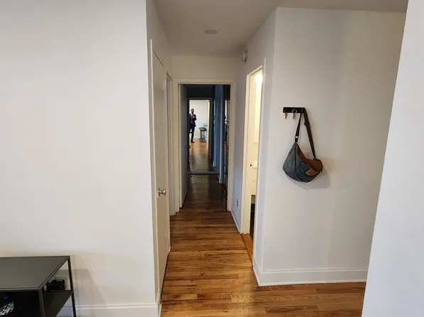 25-40 Shore Boulevard image 18 of 24