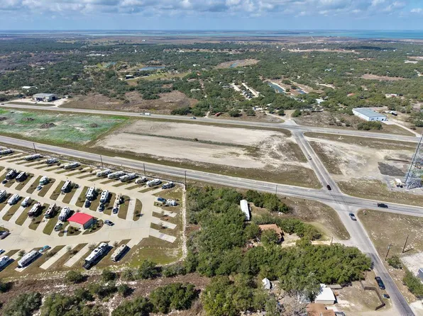 1470 State Highway 35 Byp, Rockport, TX 78382