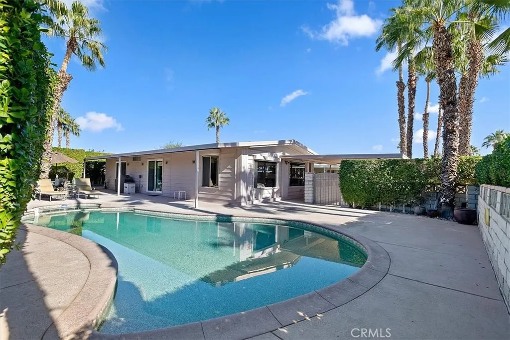 2 bed, 1152 sqft, $2,700 — Photo 3