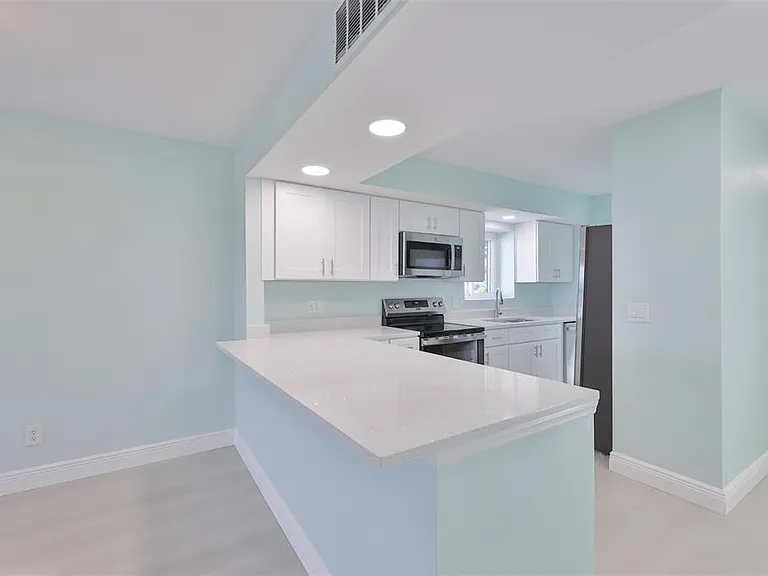 812 Bahia Del Sol Dr #A — Photo 8