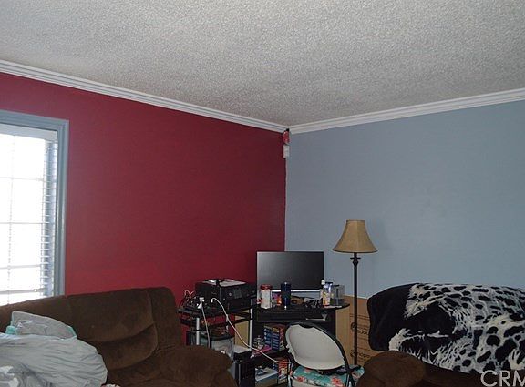 4th image of 25388 Fay Ave